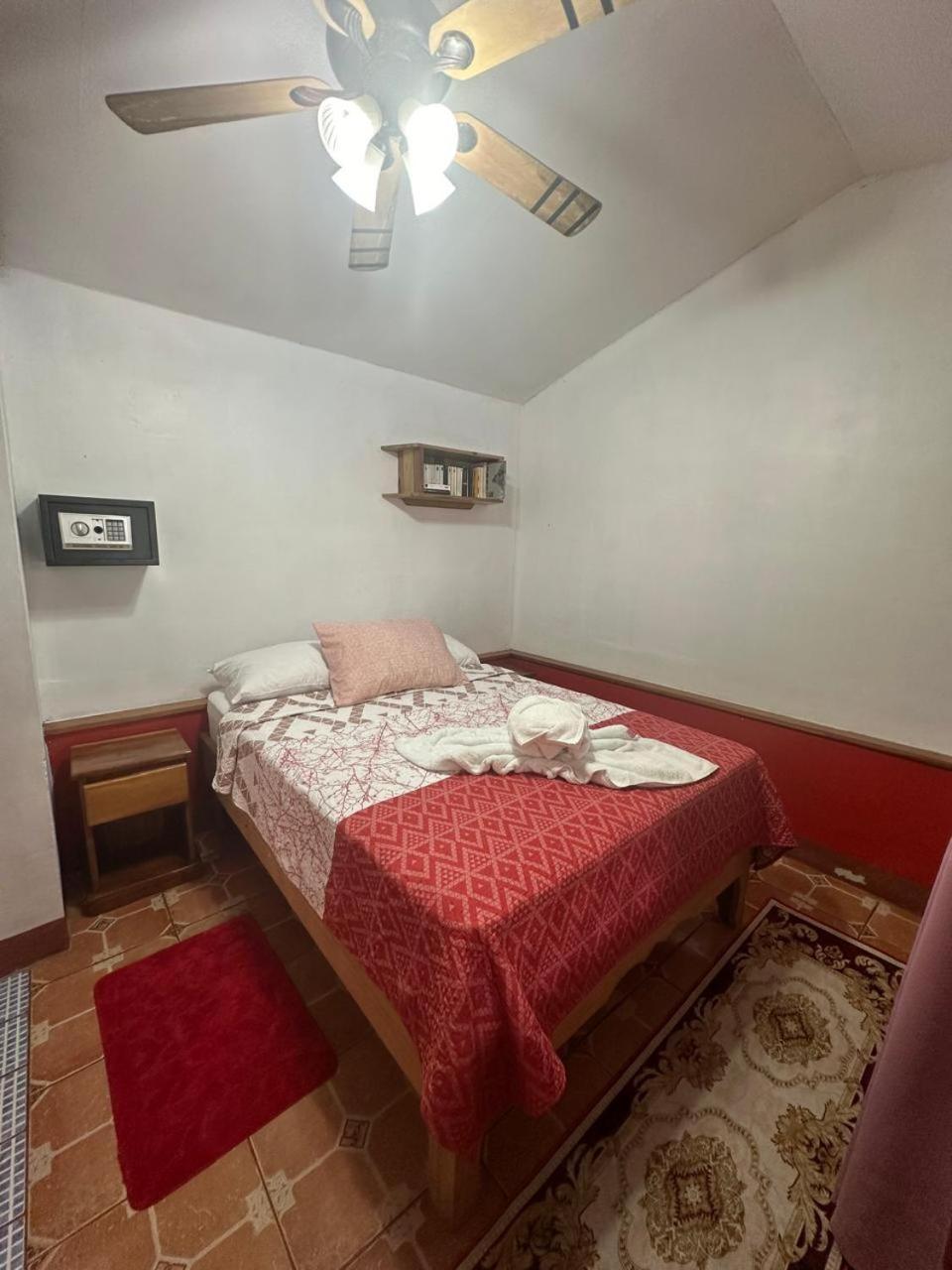 טורטוגוארו Hotel Don Quichotte מראה חיצוני תמונה